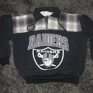 Vintage raiders sweater